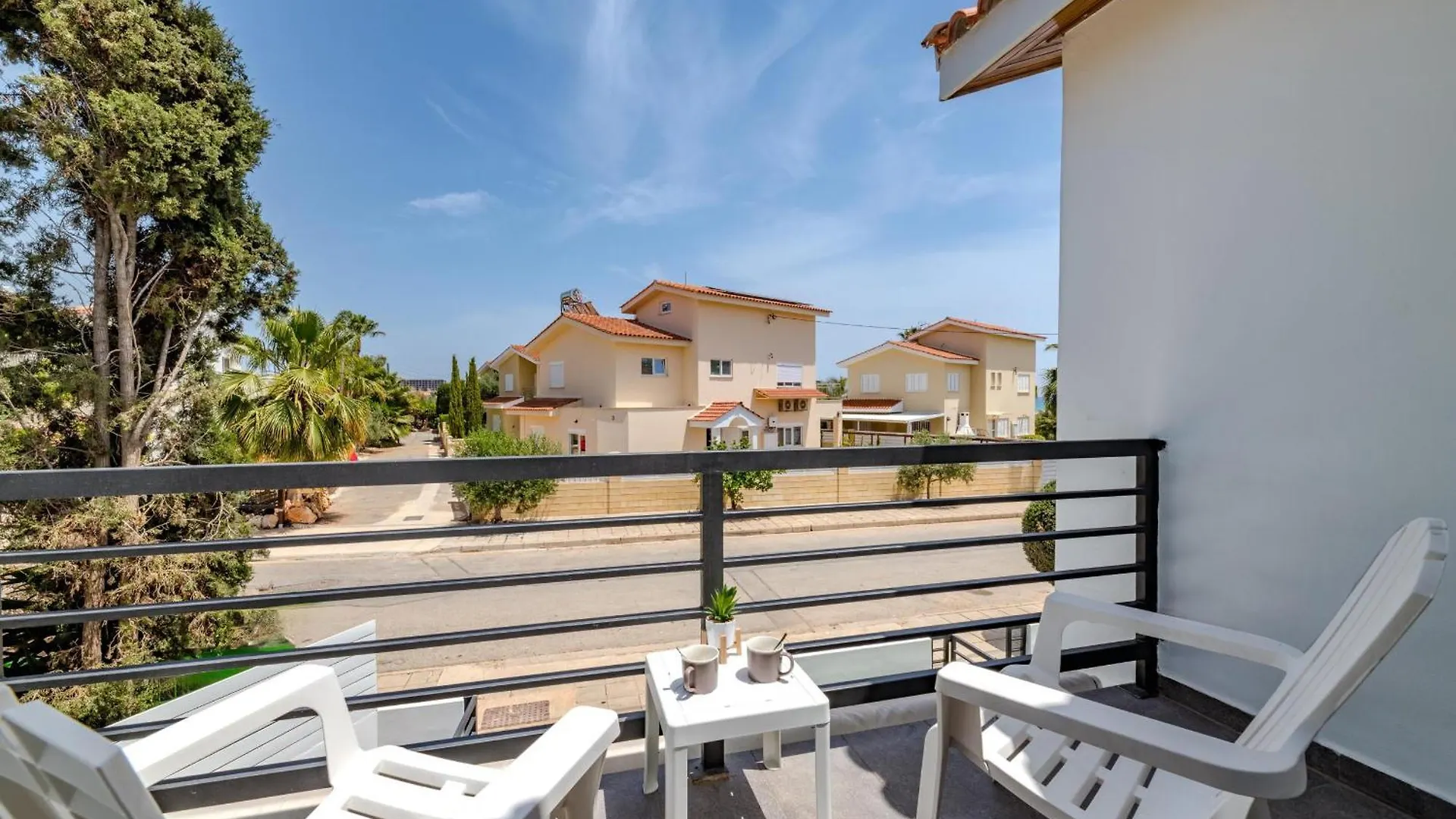 La Casa De Louie Villa Ayia Napa 0*,